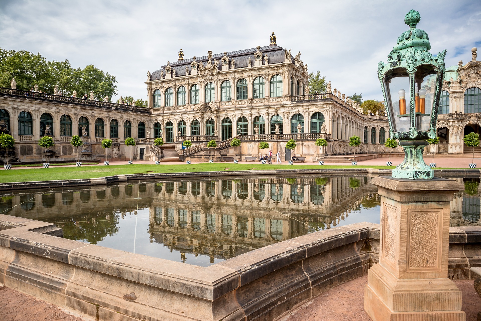 Den Zwinger am Wochenende besuchen